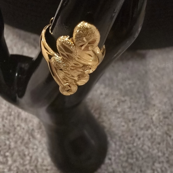 21kgp Duabi Jewelry - Elegant Gold Leaf Ring - Picture 3 of 10